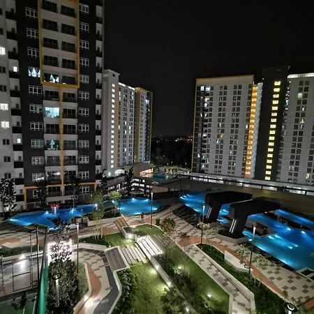 Mesahill Homestay, Nilai By S&T Homez Extérieur photo