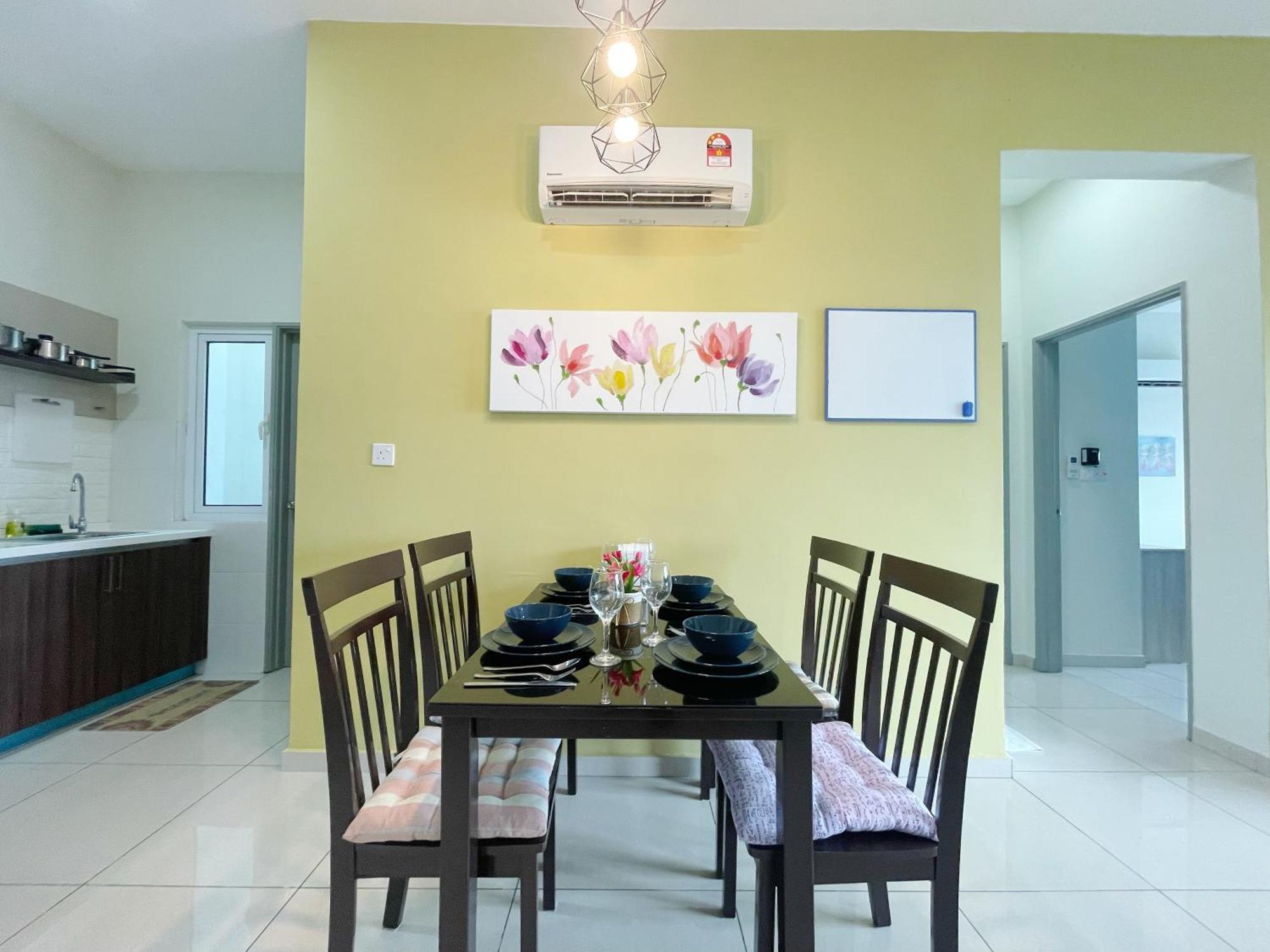 Mesahill Homestay, Nilai By S&T Homez Extérieur photo