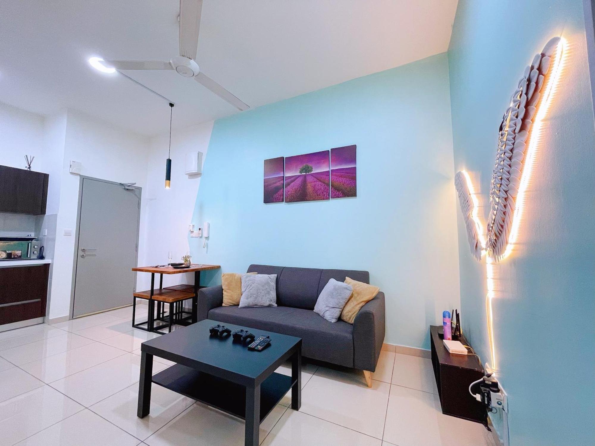 Mesahill Homestay, Nilai By S&T Homez Extérieur photo